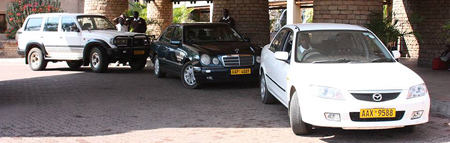 Falcon Safaris - Transfer Vehicles
